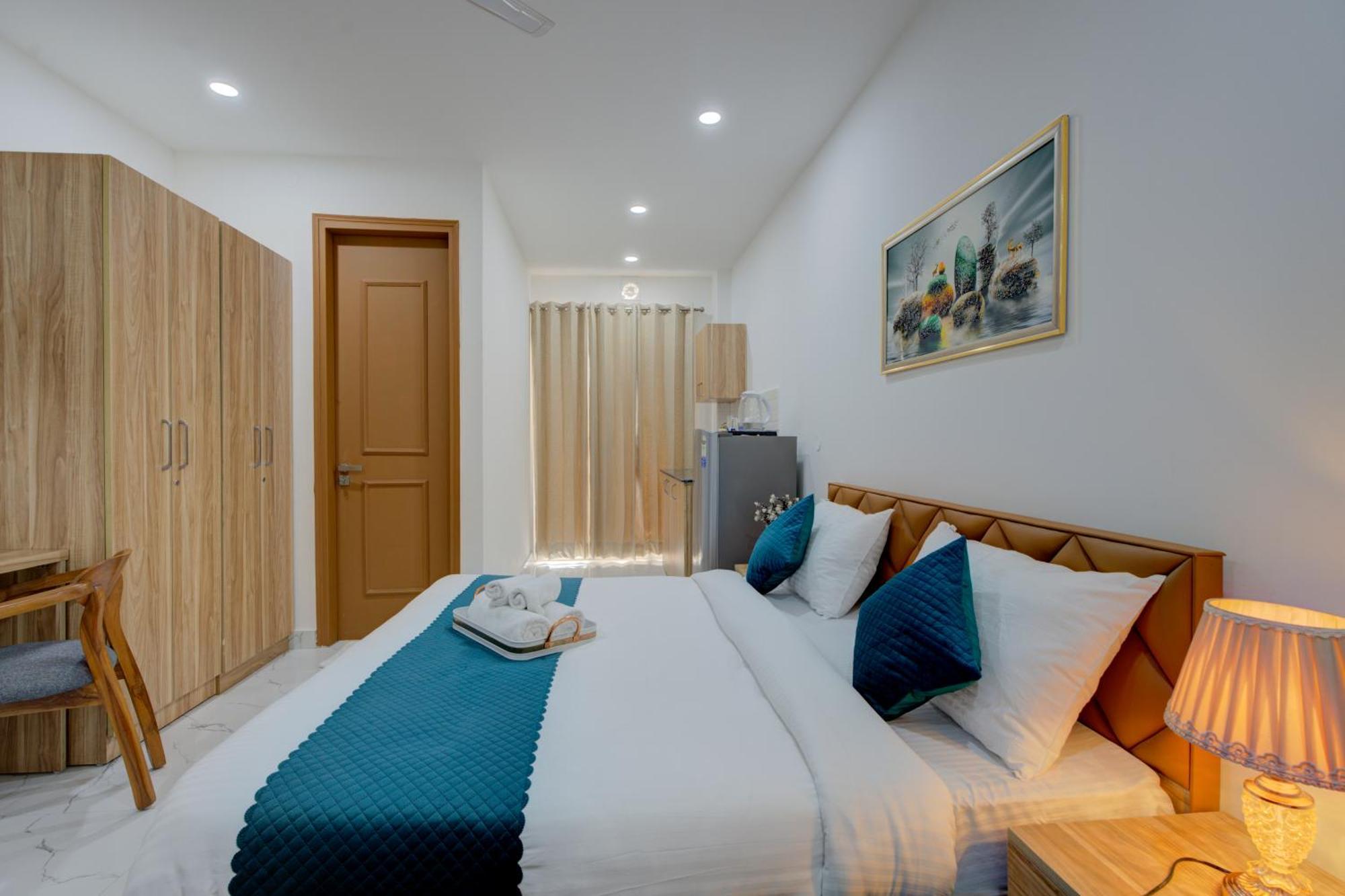 The Lodgers Studio Apartment Infront Of Artemis Hospital Gurugram Gurgaon Exterior photo
